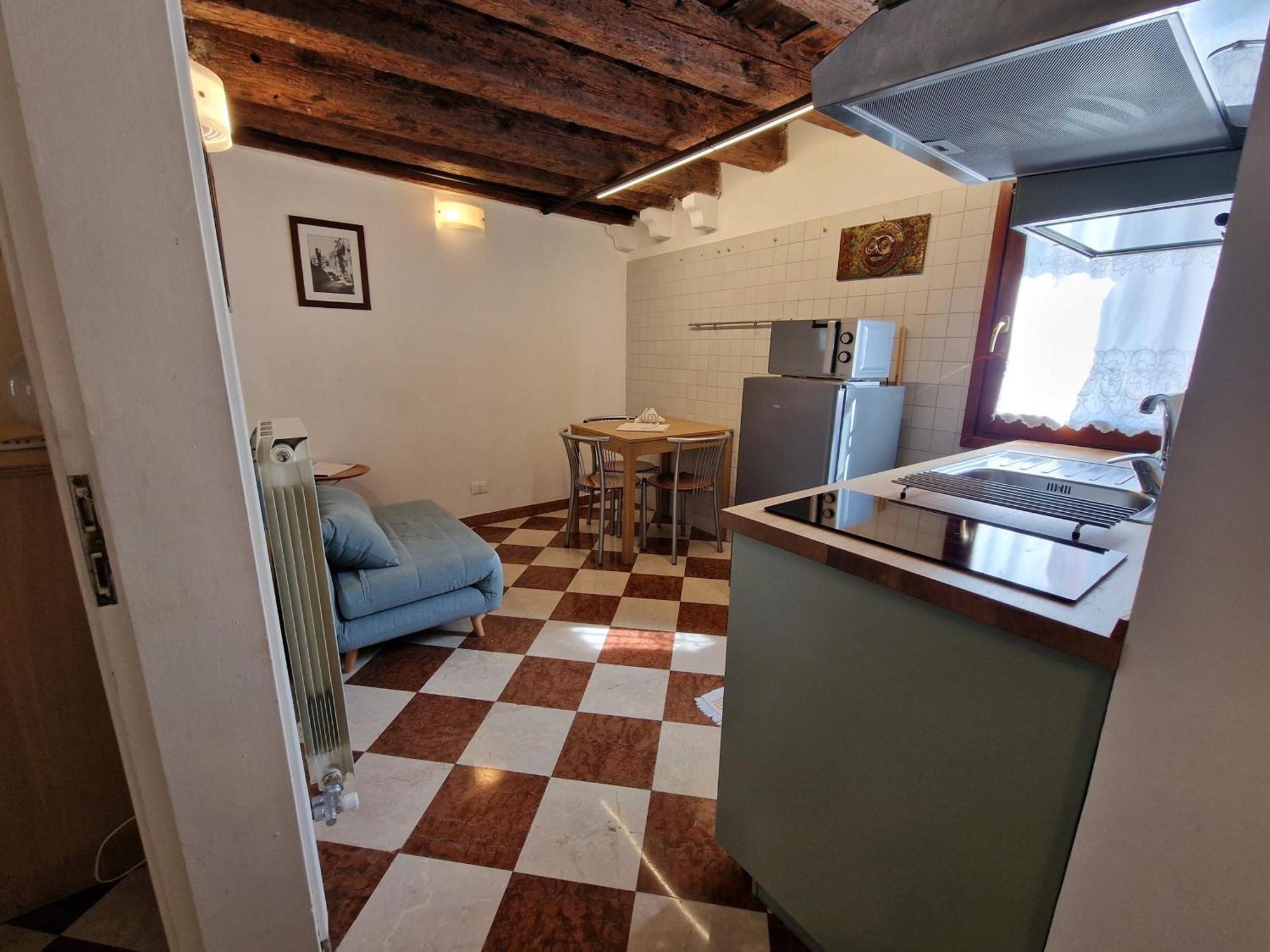 Veneziacentopercento Nicoli Apartment Luaran gambar