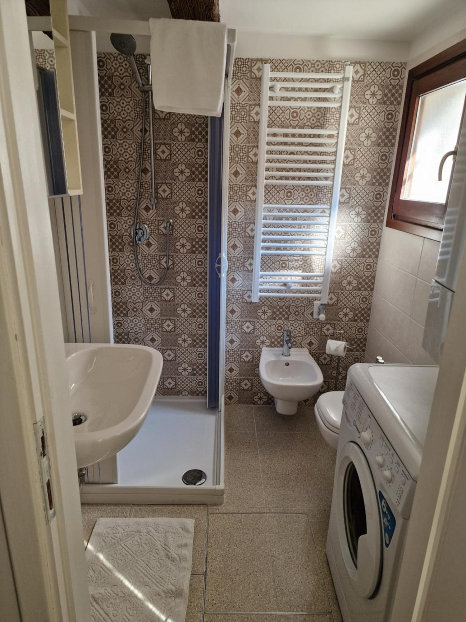 Veneziacentopercento Nicoli Apartment Luaran gambar